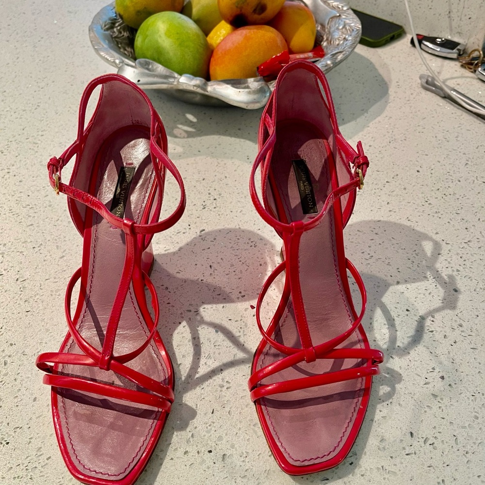 Lois Vuitton Shoes / Sandals / Pink / Gold / Size 38 / 8 - Picture 7 of 7